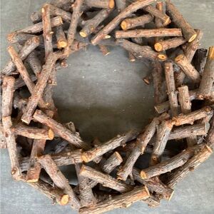 Rustic Brown Twig Wreath